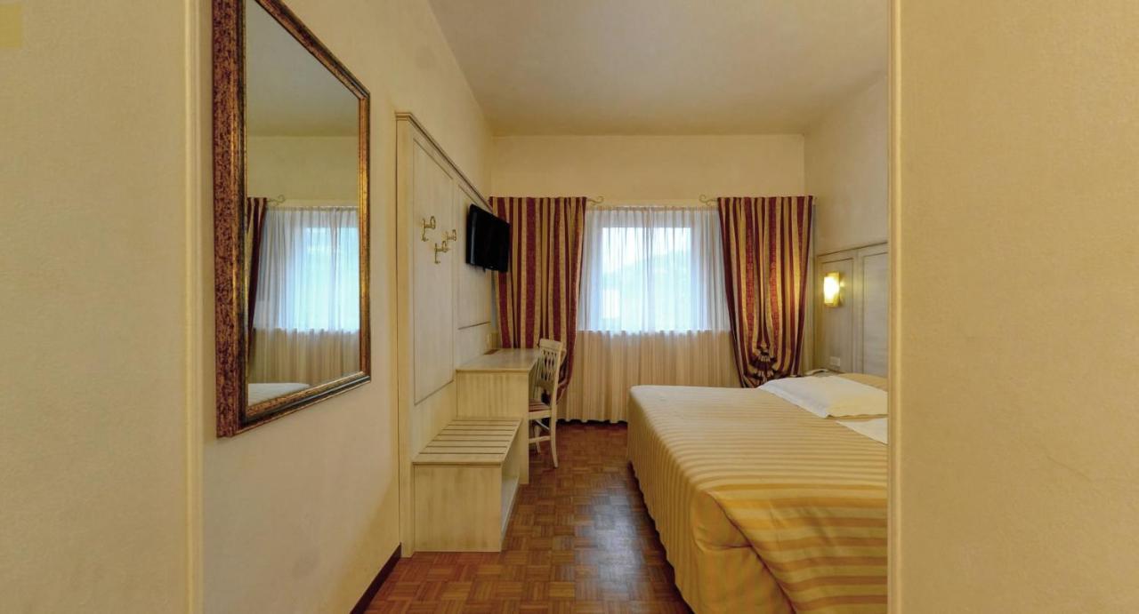 Ai Ronchi Motor Hotel Brescia Eksteriør bilde